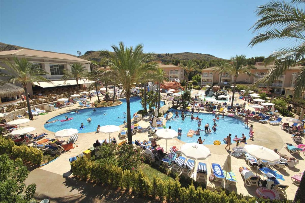 Playa Mar & Spa er et vakkert og familievennlig hotell i Puerto Pollensa. 