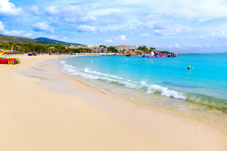 Anbefalte hoteller i Palma Nova på Mallorca Stranden Portonovo i Palma Nova på Mallorca